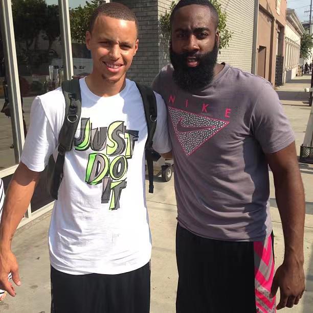 球星单节爆砍20分