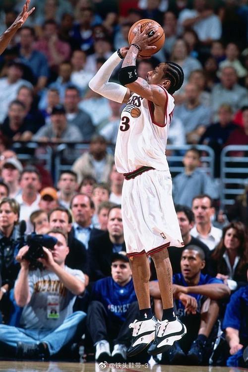 CBA比赛精彩瞬间：深圳队绝杀辽宁,