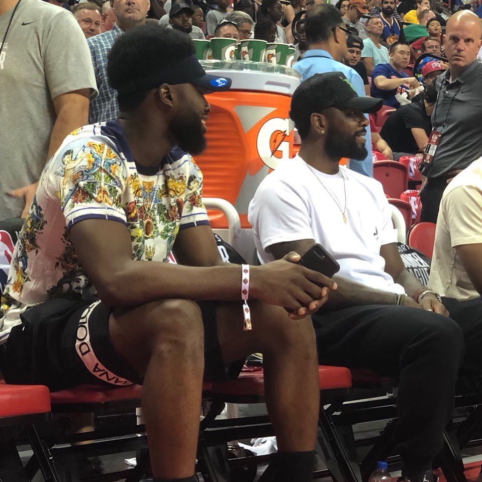 德瑞克·基特在季后赛对阵运动家时完成神级“翻转接传（The Flip）”，拯救洋基