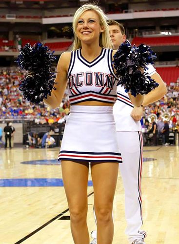 辽宁82-75新疆！赛后传来3个好消息，杨鸣或开除一人，争冠有戏