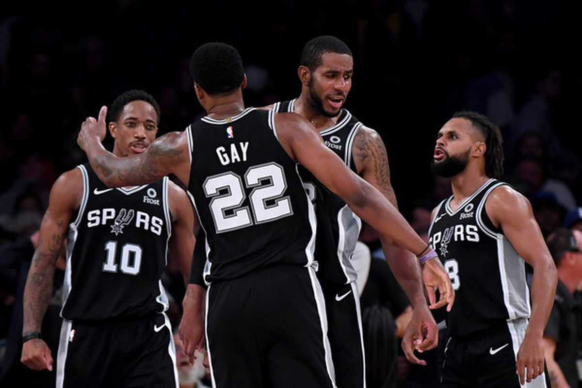 阿森纳点球大战淘汰拜仁，拉亚扑出凯恩点球