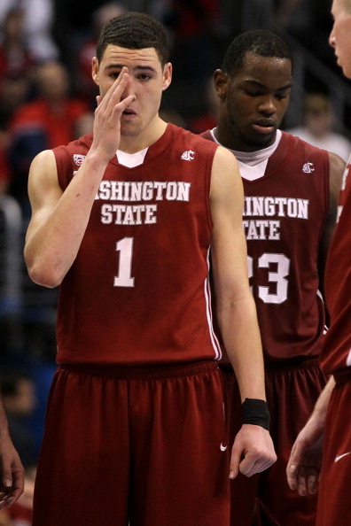 电讯报：由于过去两个赛季多次延迟开球，曼城被罚300万镑